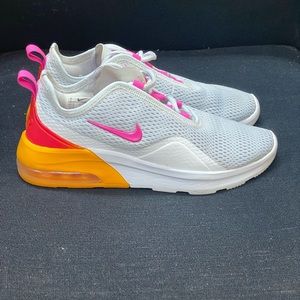 Nike Womens Air Max Motion 2 CJ9996-001 Gray Pink Running Shoes Sneakers Size 7